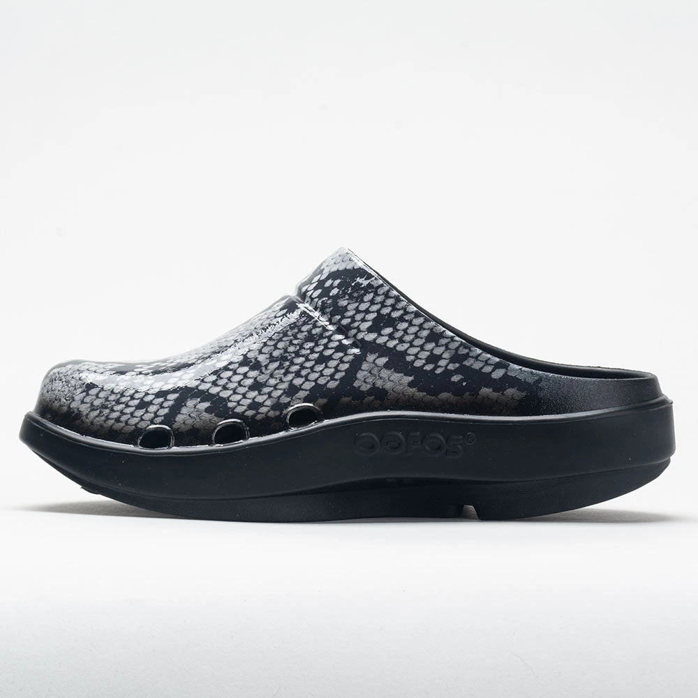 OOFOS OOcloog Limited Women's Black/Snakeskin 4 OOFOS OOcloog Limited Women's Black/Snakeskin - Image 2